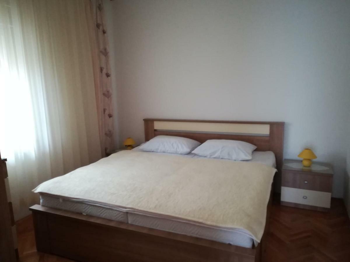 Apartman Ana Novi Vinodolski Luaran gambar